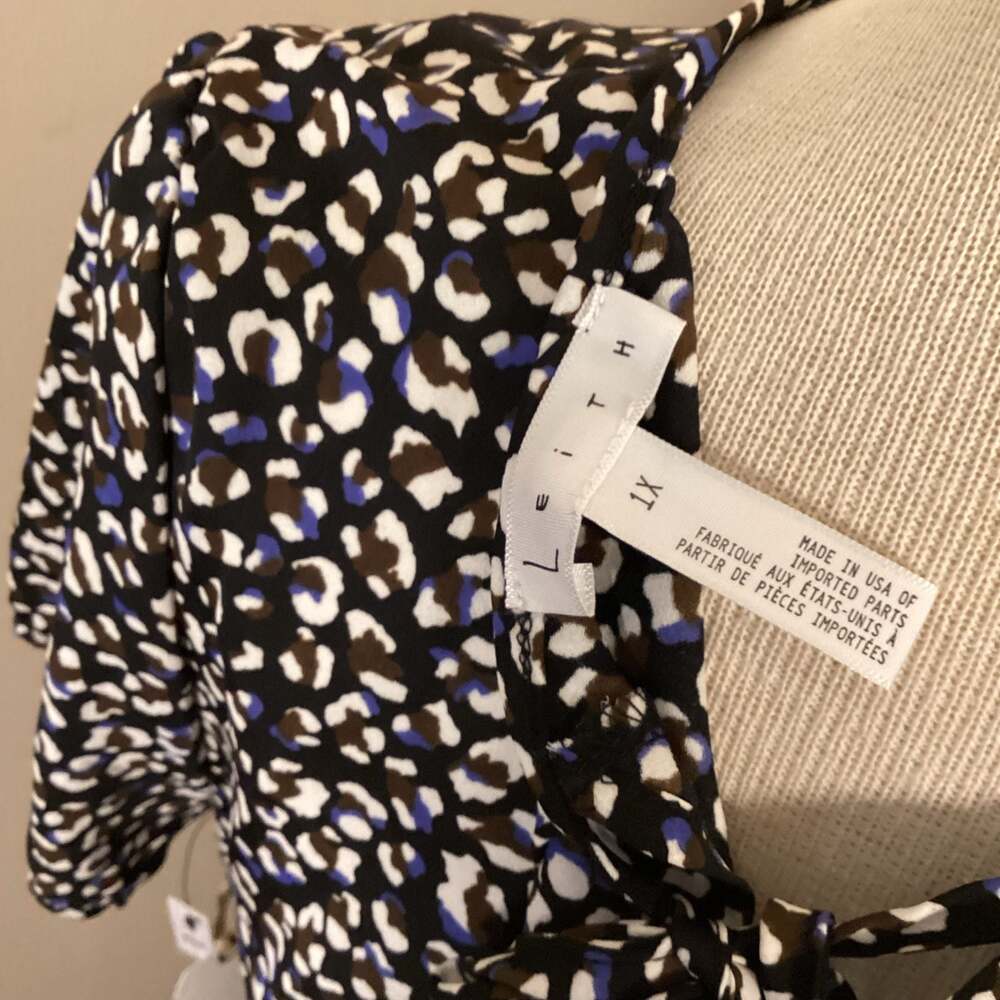 Leith Leopard Print Short Sleeve Cut Out Back Ruffle Mini Dress 1X - Picture 3 of 5